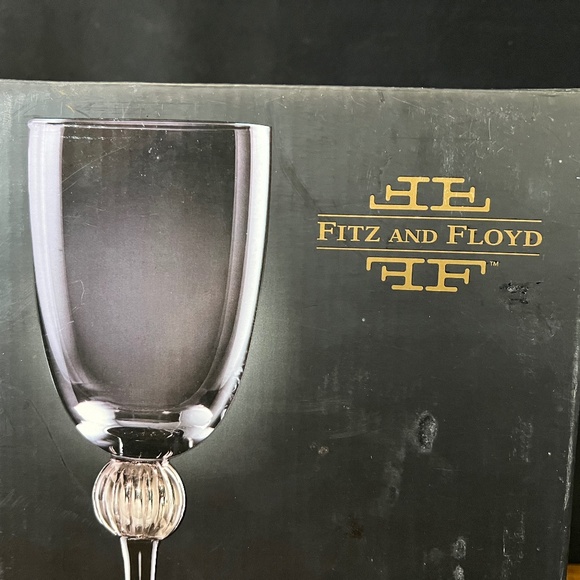 Fitz and Floyd Gold Medley Mouth Blown Glass Set of 4 Wine Goblets - Picture 7 of 9